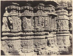 Close view of wall carvings, Bhadreshwar Jain Temple, Bhadreshwar, India