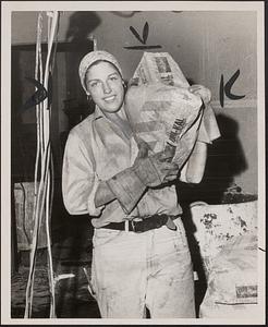 Sarah Young, hod carrier