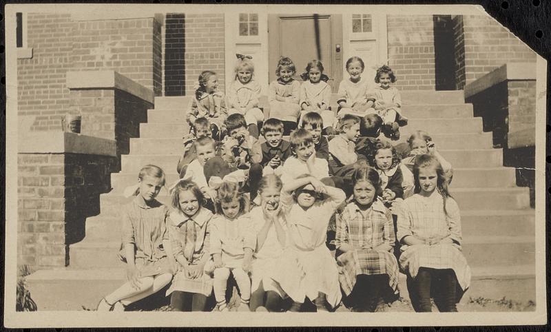 Center School children