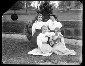 Miss Sprague and three friends in Boyden park