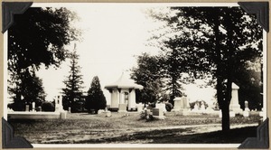 Summer House, Green Cemetery