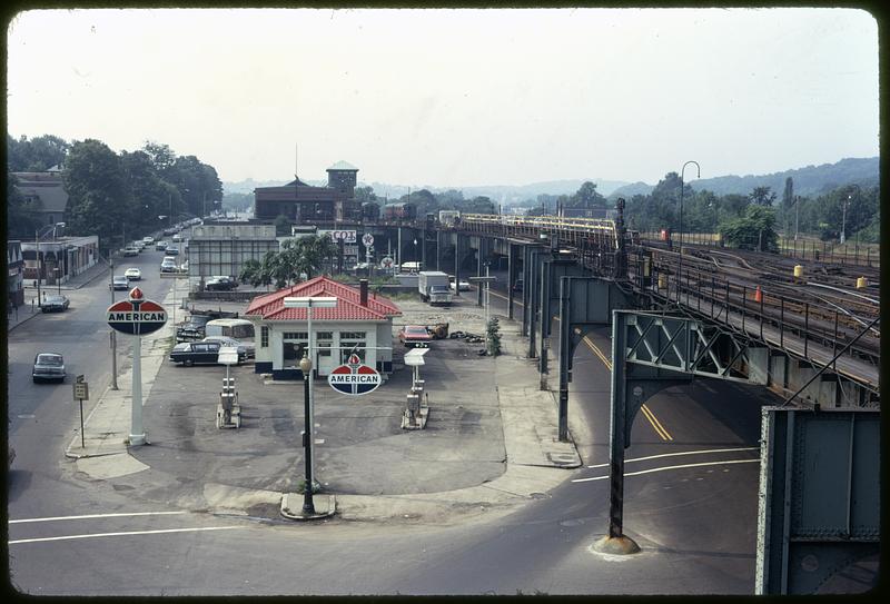 Forest Hills station