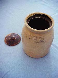 Stoneware jar and lid