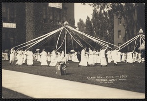 Class Day - F.N.S. - 1913. - maypole dance. -
