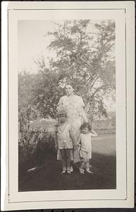 Elaine, Muriel and Louise Dickinson