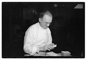 Gold beaters, Charles H. Higley