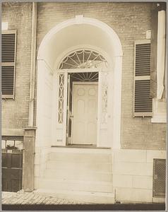 Boston, house at 48 Mt. Vernon Street, Boston, exterior, doorway