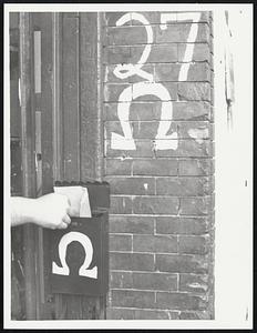 Home of Draft Resisters 27 Stanhope St.