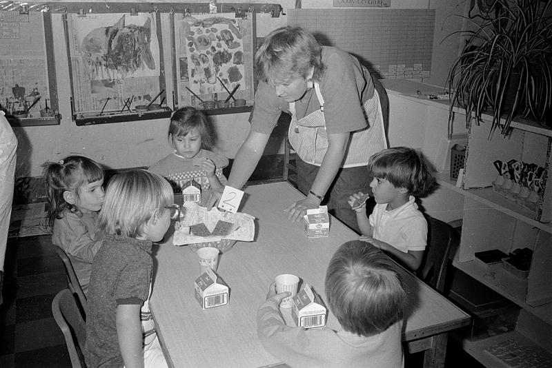 Snack time kindergarten 2