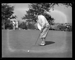 Gene Sarazen playing golf