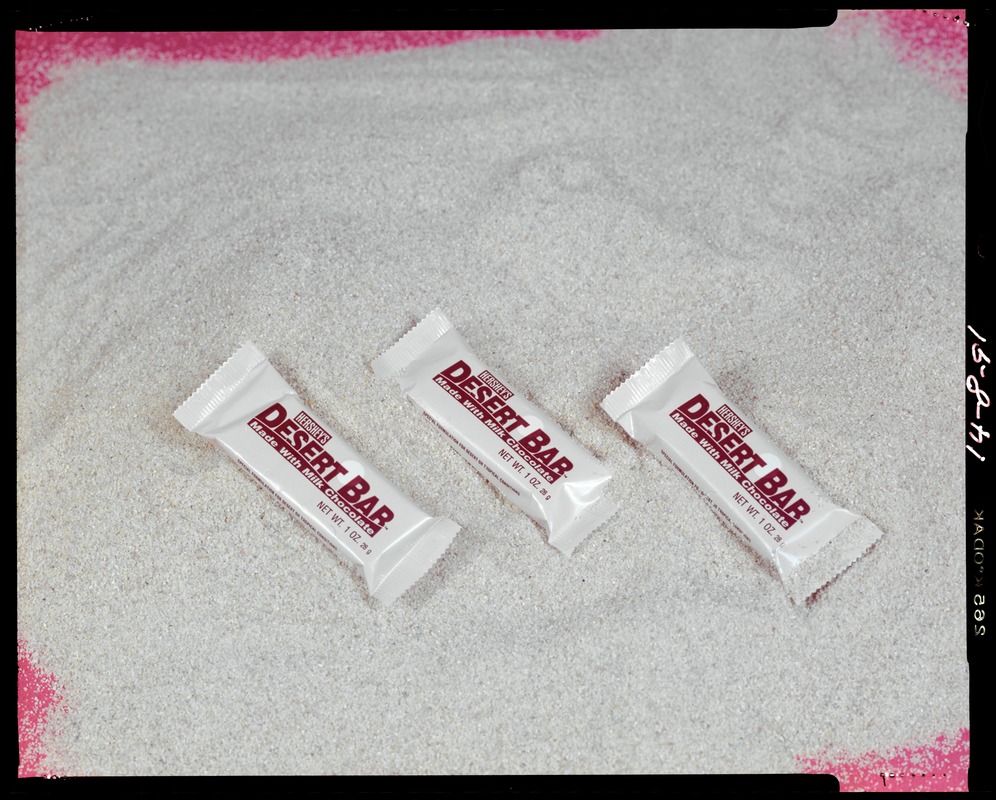 Food lab, Desert Shield - candy bar without flag - Digital Commonwealth