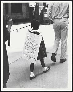 School Committee - Pickets