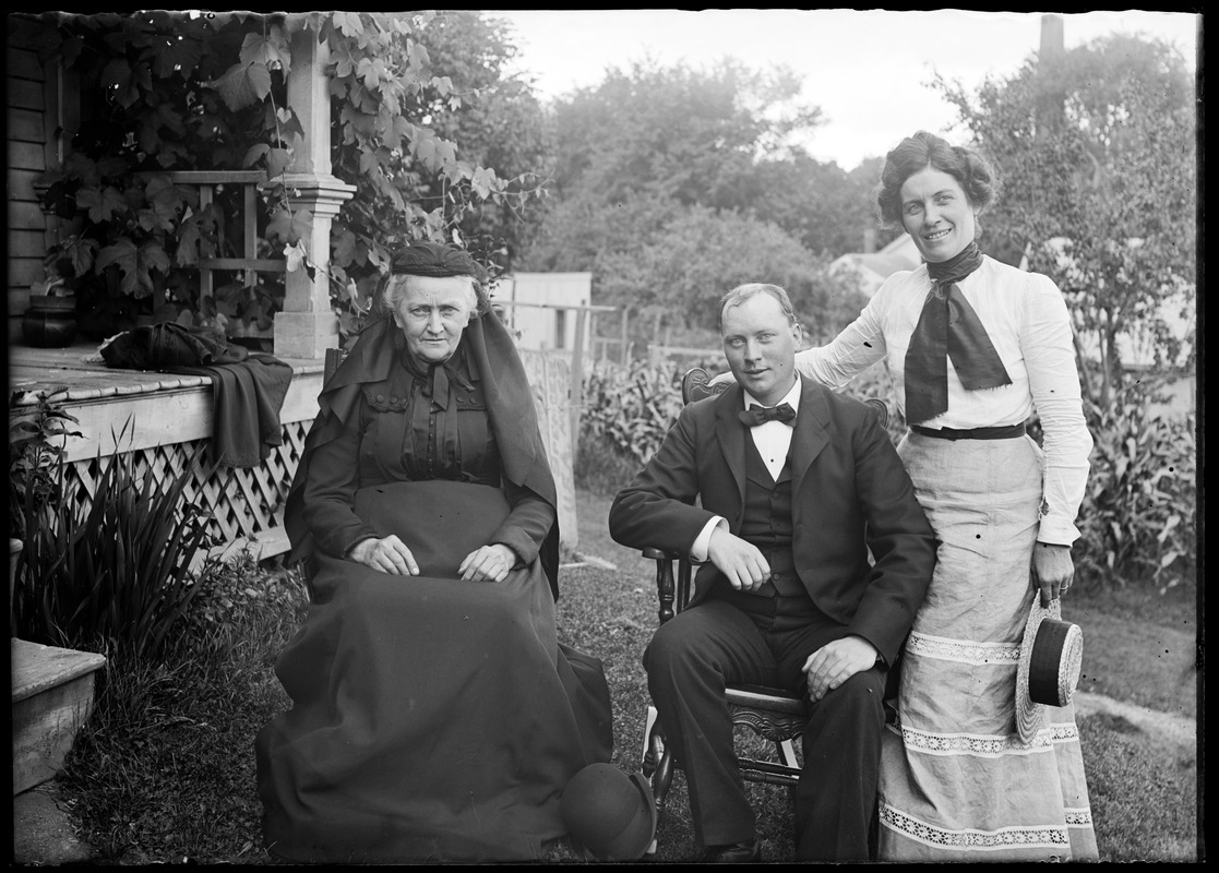 Albert Plante, wife and mother