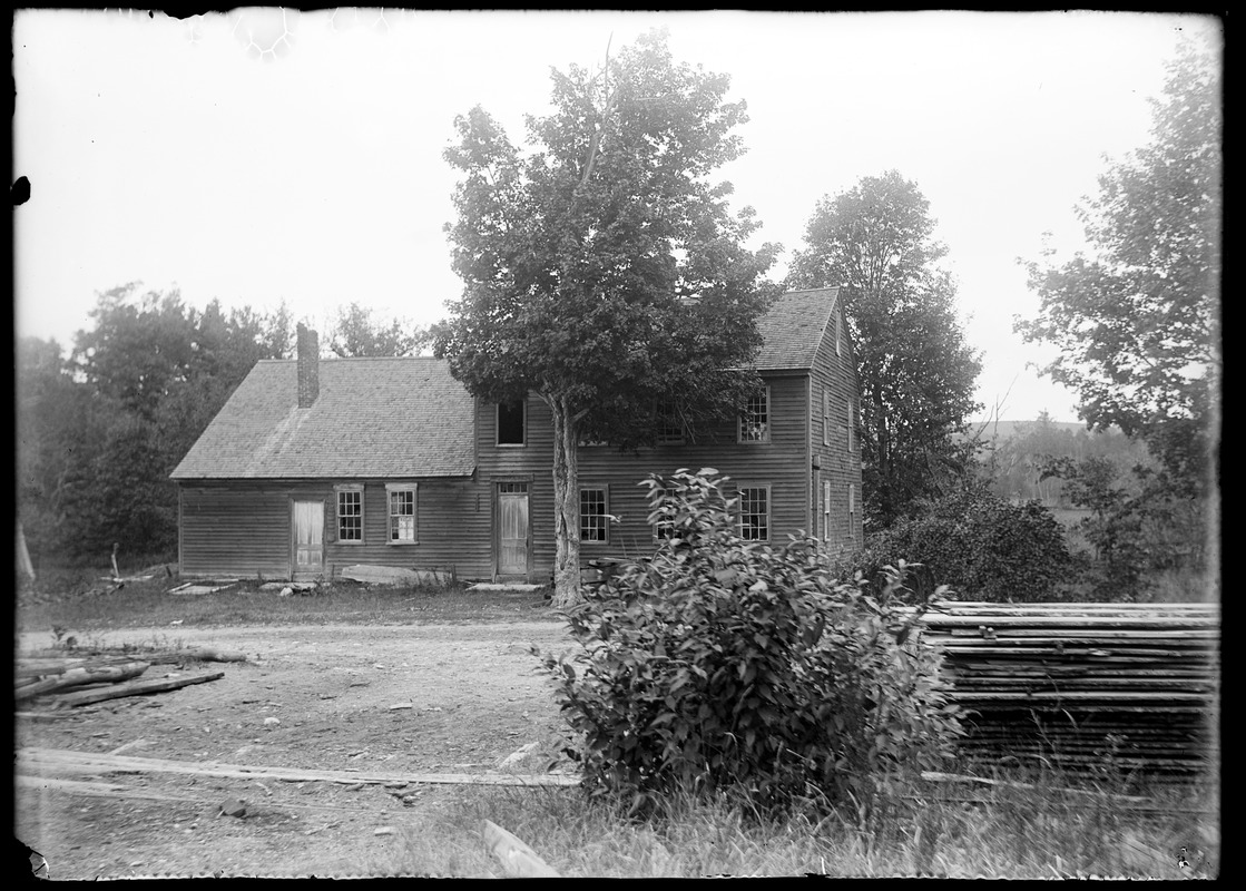 Elias Howe's birthplace front