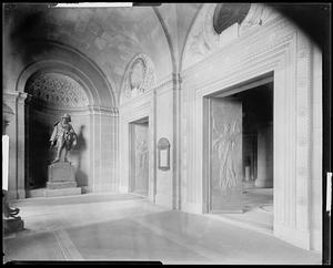 Main entrance vestibule showing Vane statue
