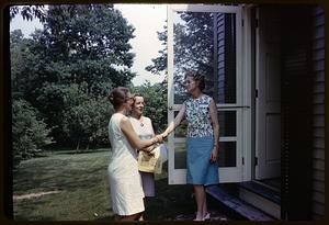 Women greeting each other on the bicentennial house tour