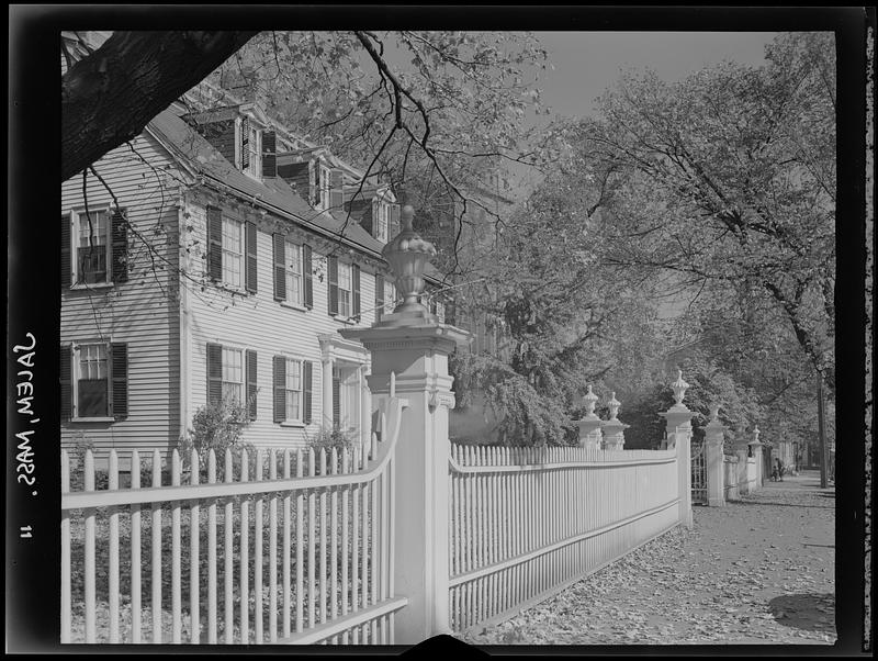 House and fence, Essex Street