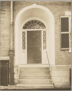 Boston, house at 46 Mt. Vernon Street, Boston, exterior, doorway