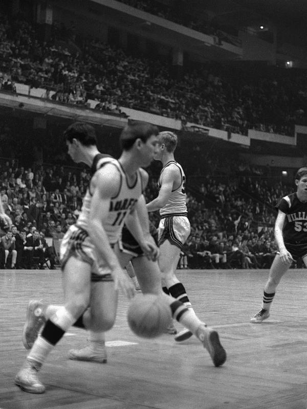 durfee-high-school-basketball-game-at-boston-garden-digital-commonwealth