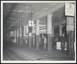 Station. Service during a strike be waiting for Lake St. Square etr where people home.