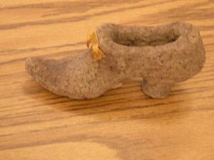 Whimsical pressed paper shoe