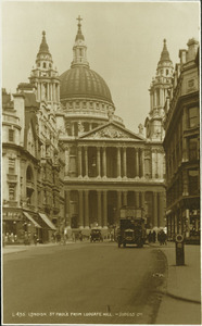 Postcard : London. St. Paul's From Ludgate Hill