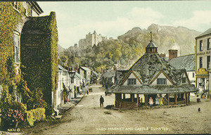 Postcard : Yarn Market and Castle Dunster