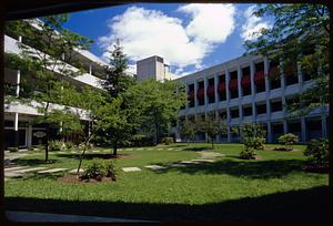 Worcester Center plaza & garage