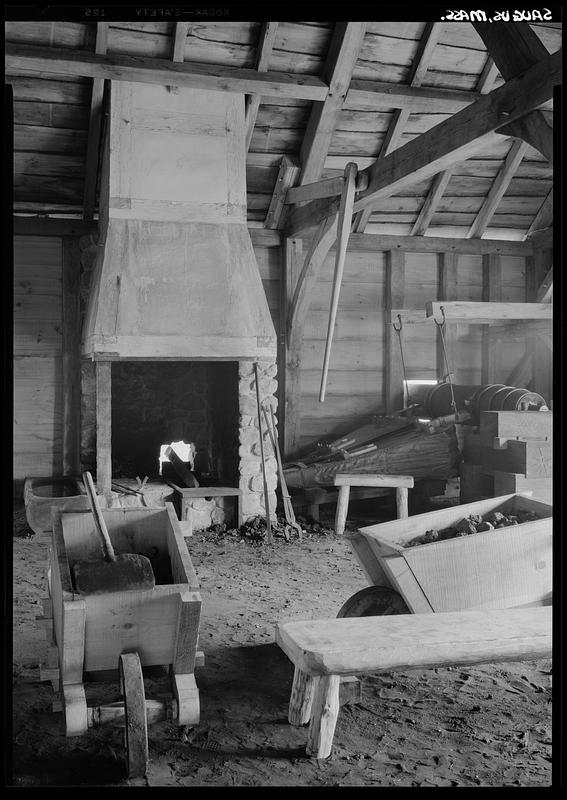 Saugus Iron Works, interior