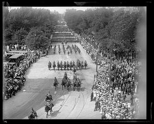 Mass. militia parade on Governor's day