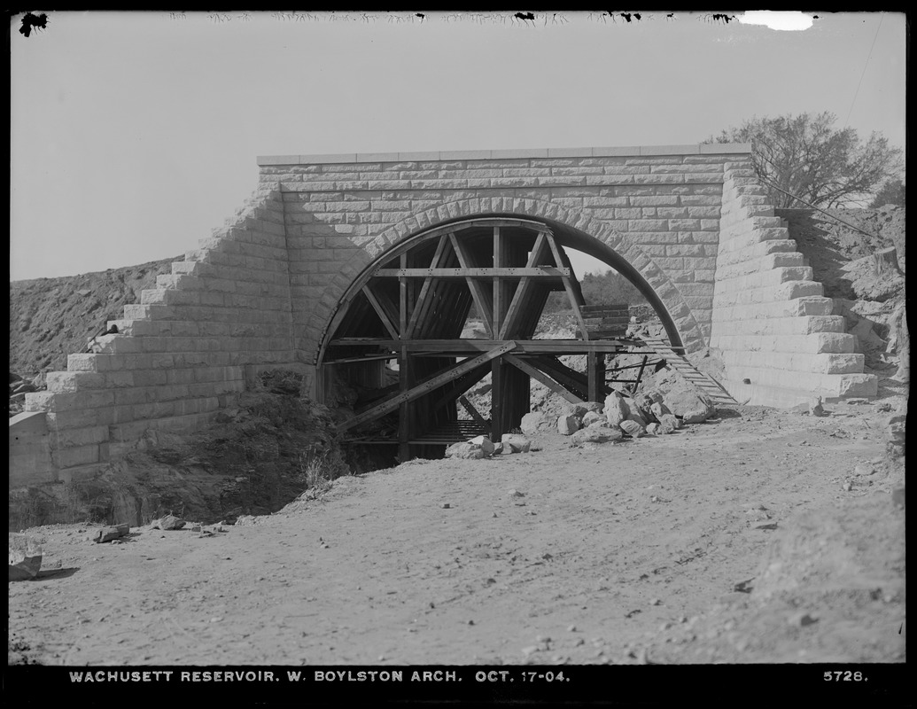 Wachusett Reservoir, West Boylston Arch under construction, West Boylston, Mass., Oct. 17, 1904