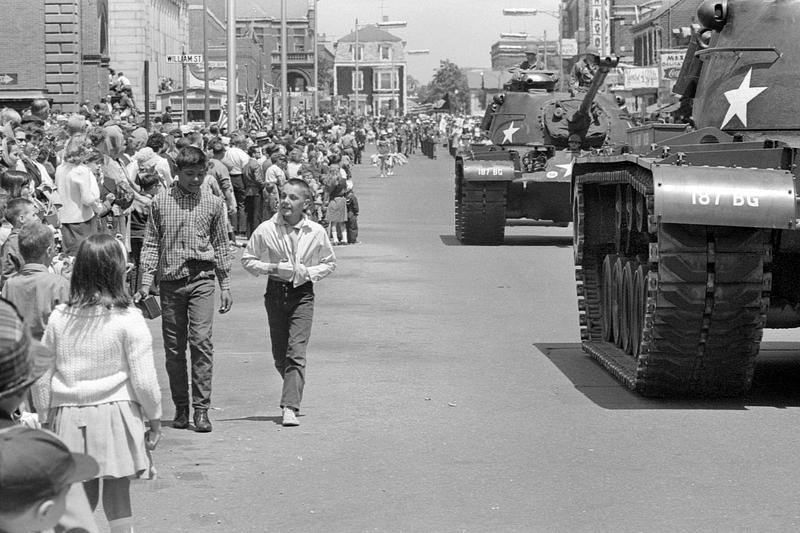 Memorial Day parade, Pleasant Street, New Bedford Digital Commonwealth