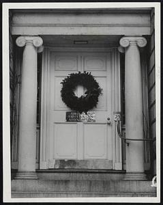 American Unitarian Assoc. - doorway, 25 Beacon St.