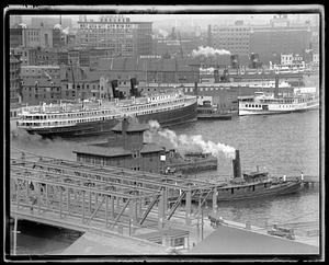 Northern Ave. Bridge, Fort Point Channel