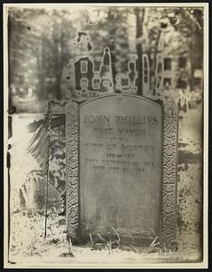 Granary Burial Ground. John Phillips. First Mayor of the City of Boston (1822-1823). Born 1770. Died 1823.