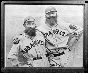 Rabbit Maranville, left, and Art Shires of the Braves disguised as House of David team