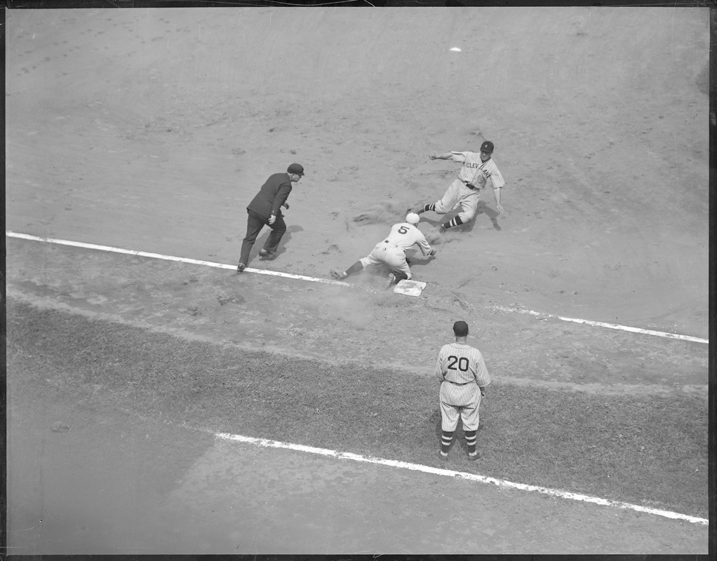 Otto Miller tagging out Johnny Hodapp of Cleveland who attempted to steal