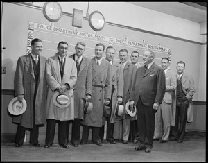 N.Y. Yankees gets measured at Police Headquarters with Superintendent Mike Crowley