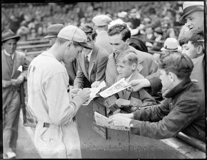 Dizzy Dean signing autographs at Braves Field