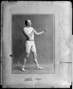 Bob Fitzsimmons in fighting pose
