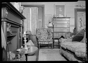 Kitterege-Rogers House, Salem: interior