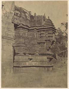 Temple of Hira from outs[ide] the gate, Dabhoi