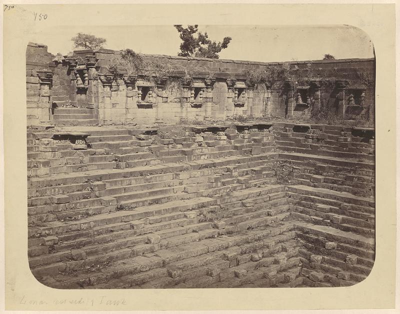 Lonar, east side of tank