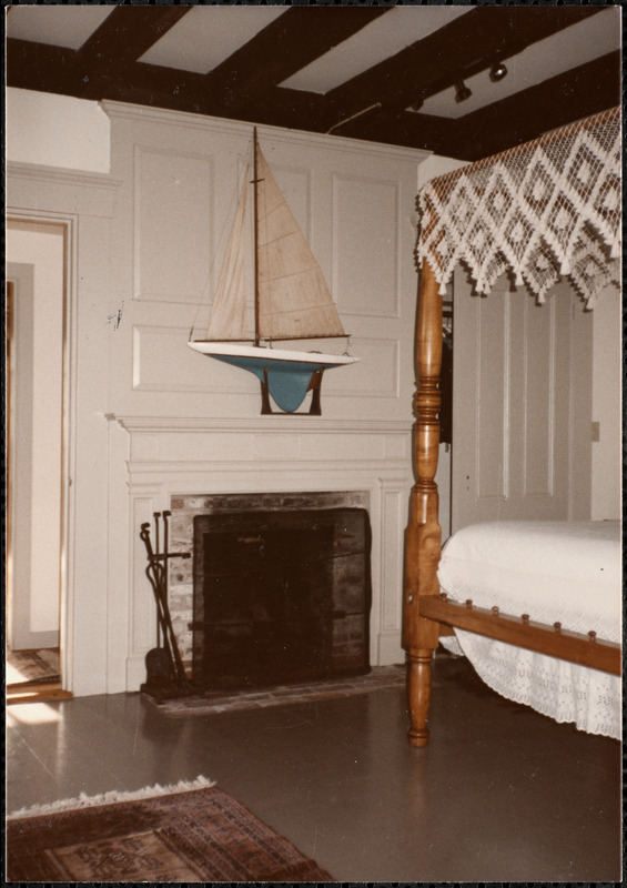 Interior view of 25 Almanack Pond Road