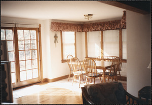 Interior views of 27 West Chester Street