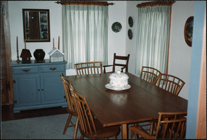 Interior view of 166 Cliff Road