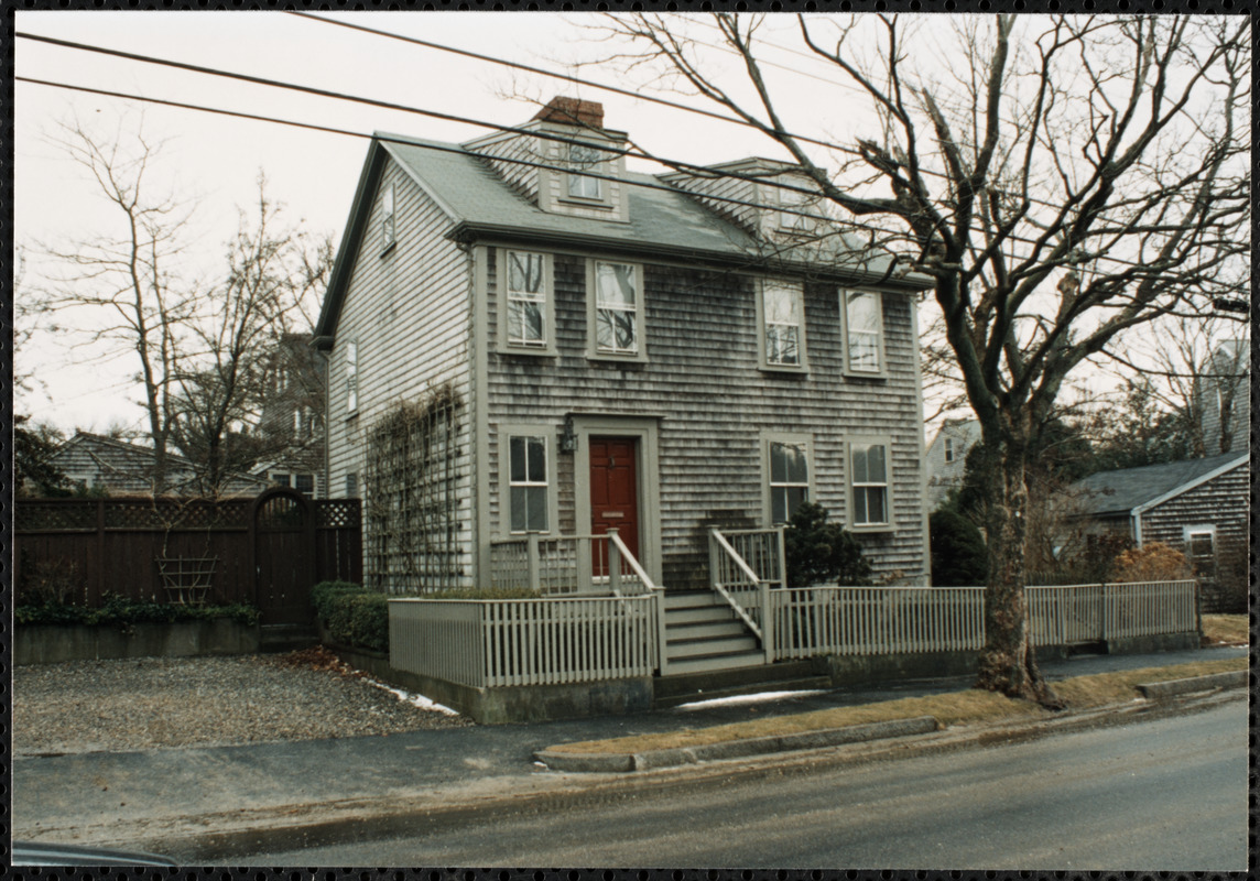 26 Pleasant Street