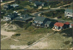 Aerial view of 14 Western Avenue