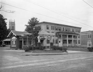 Milford House Hotel corner of Pearl and Main St.