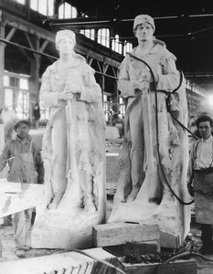 Meriweather Lewis granite statue